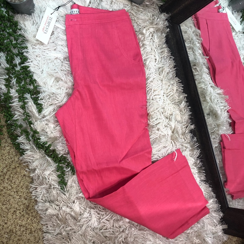 ‘🌸5/$25🌸NWT Vintage Vibrant Pink Pants Size Small/6